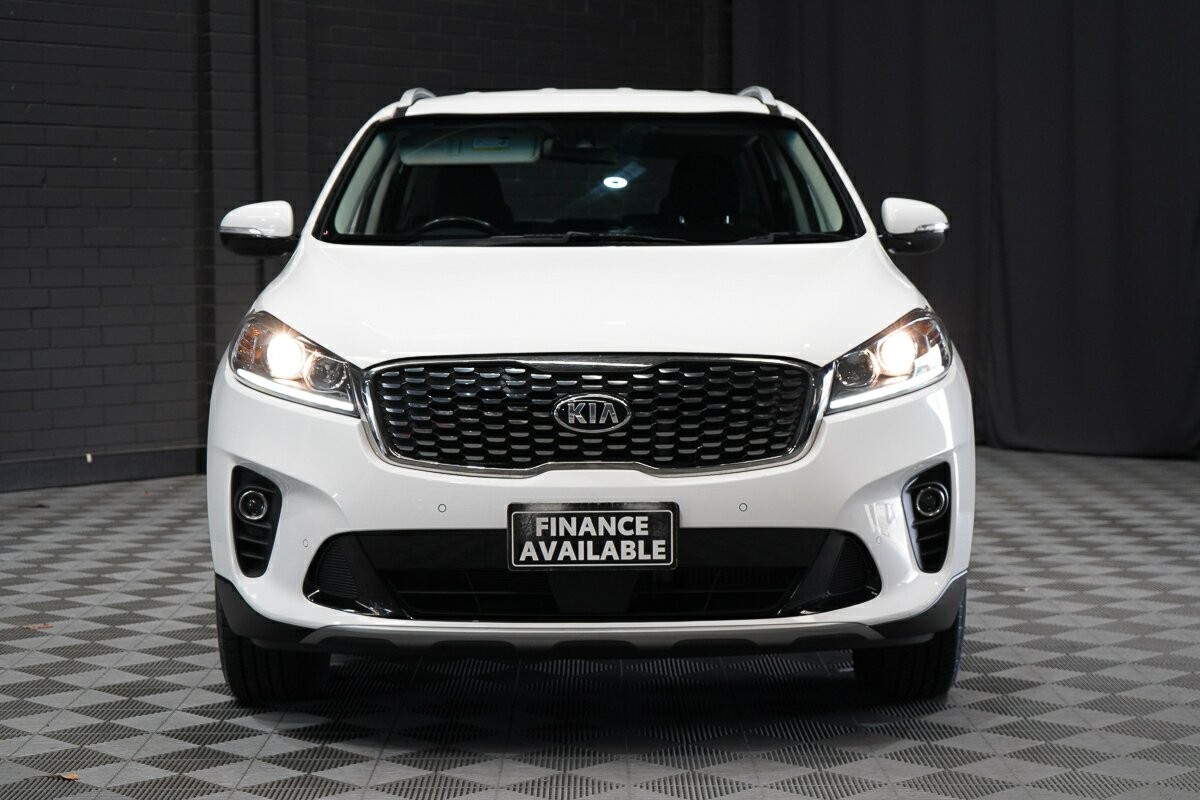 Kia Sorento image 3