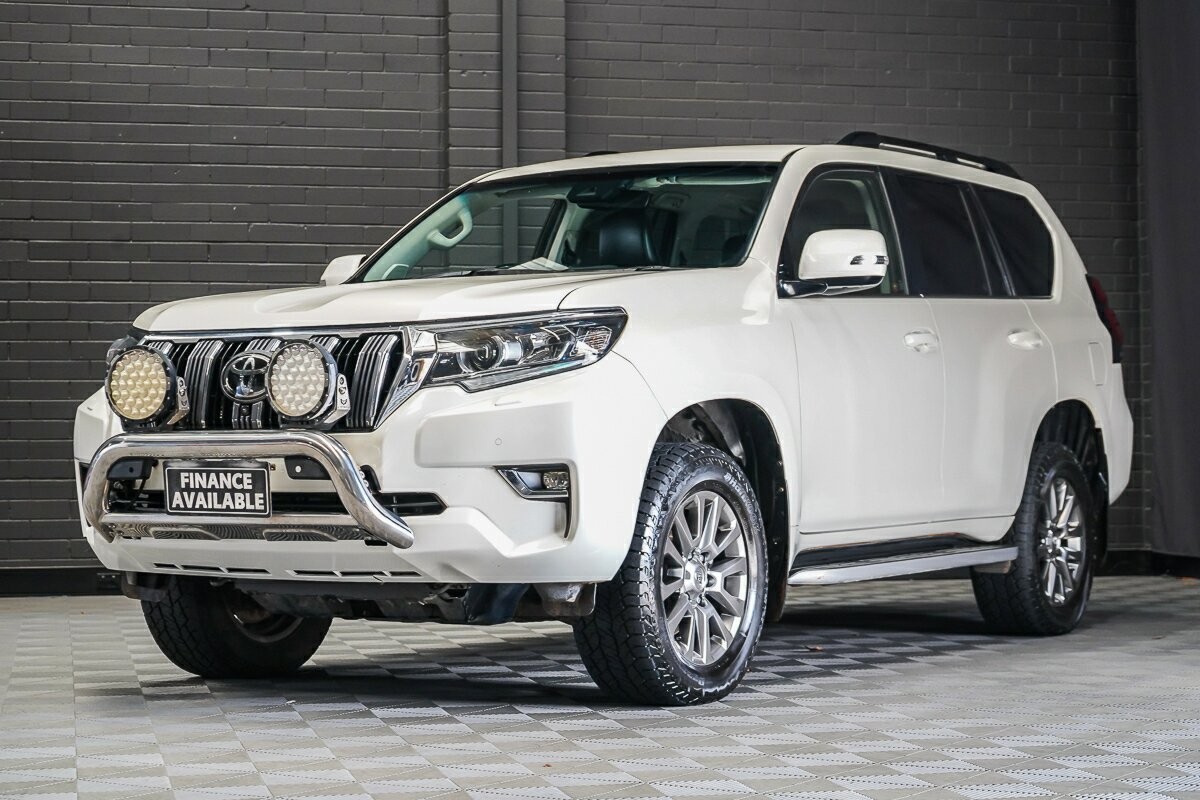 Toyota Landcruiser Prado image 4
