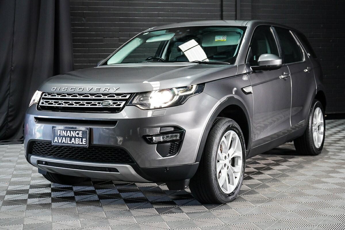Land Rover Discovery Sport image 4