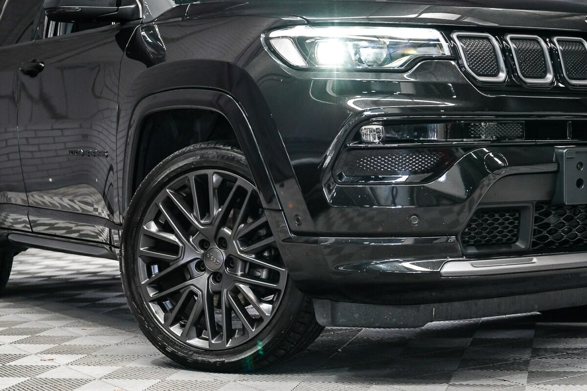 Jeep Compass image 2