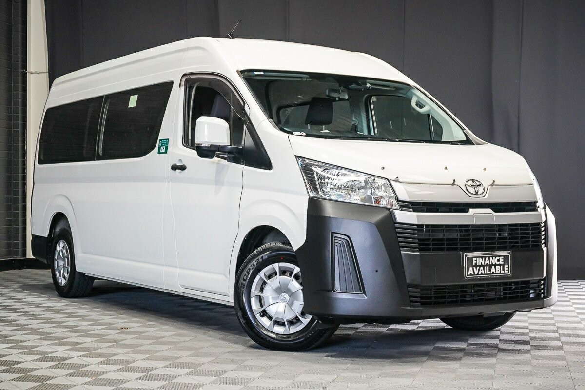 Toyota Hiace image 1