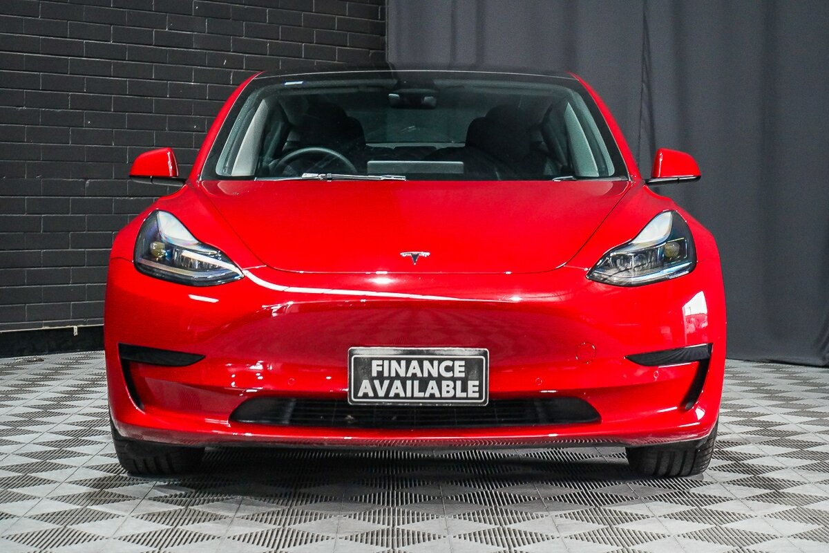 Tesla Model 3 image 3