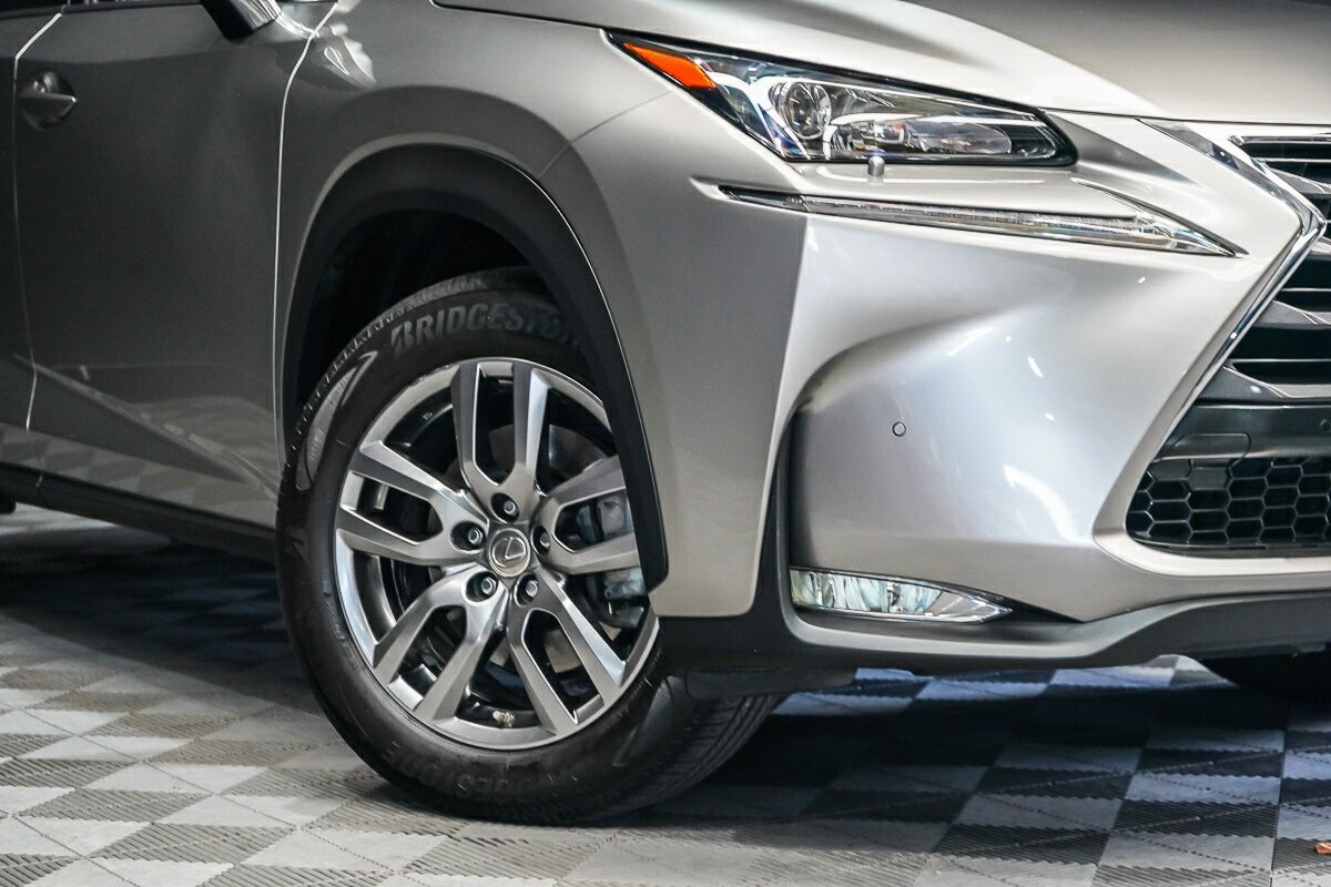 Lexus Nx image 2