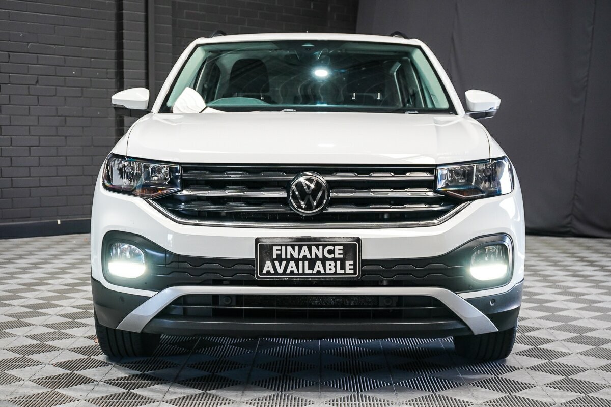 Volkswagen T-cross image 3