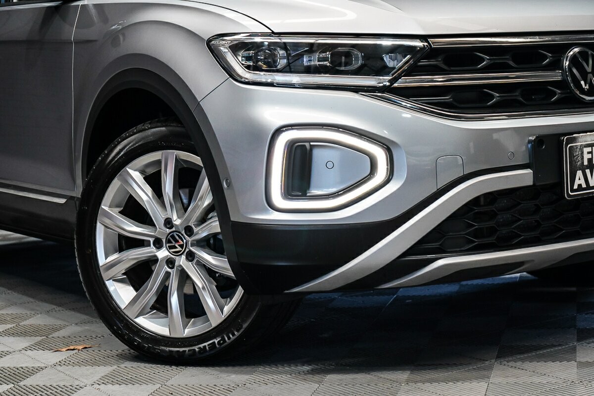 Volkswagen T-roc image 2