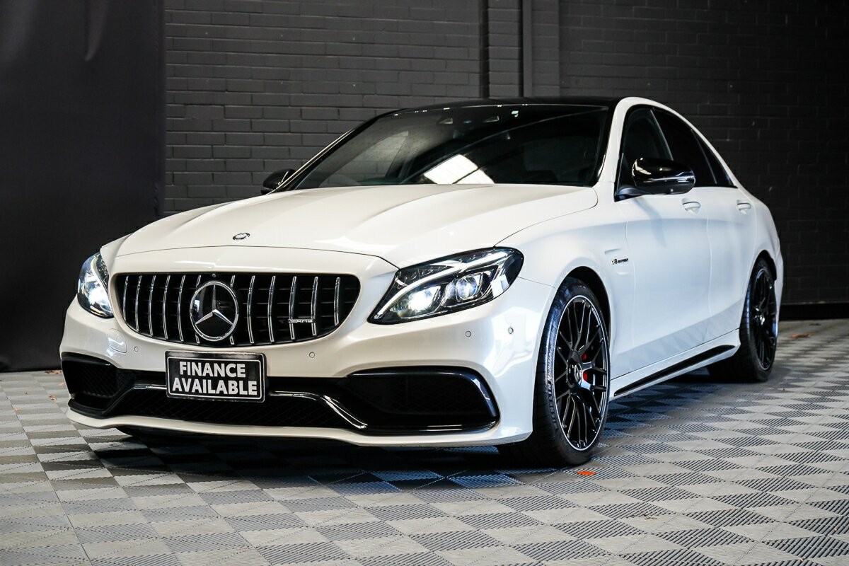 Mercedes Benz C-class image 4