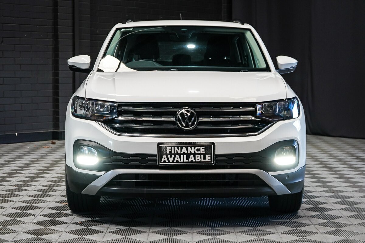 Volkswagen T-cross image 3
