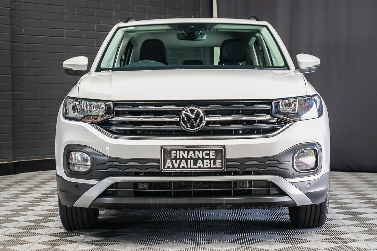 Volkswagen T-cross image 3