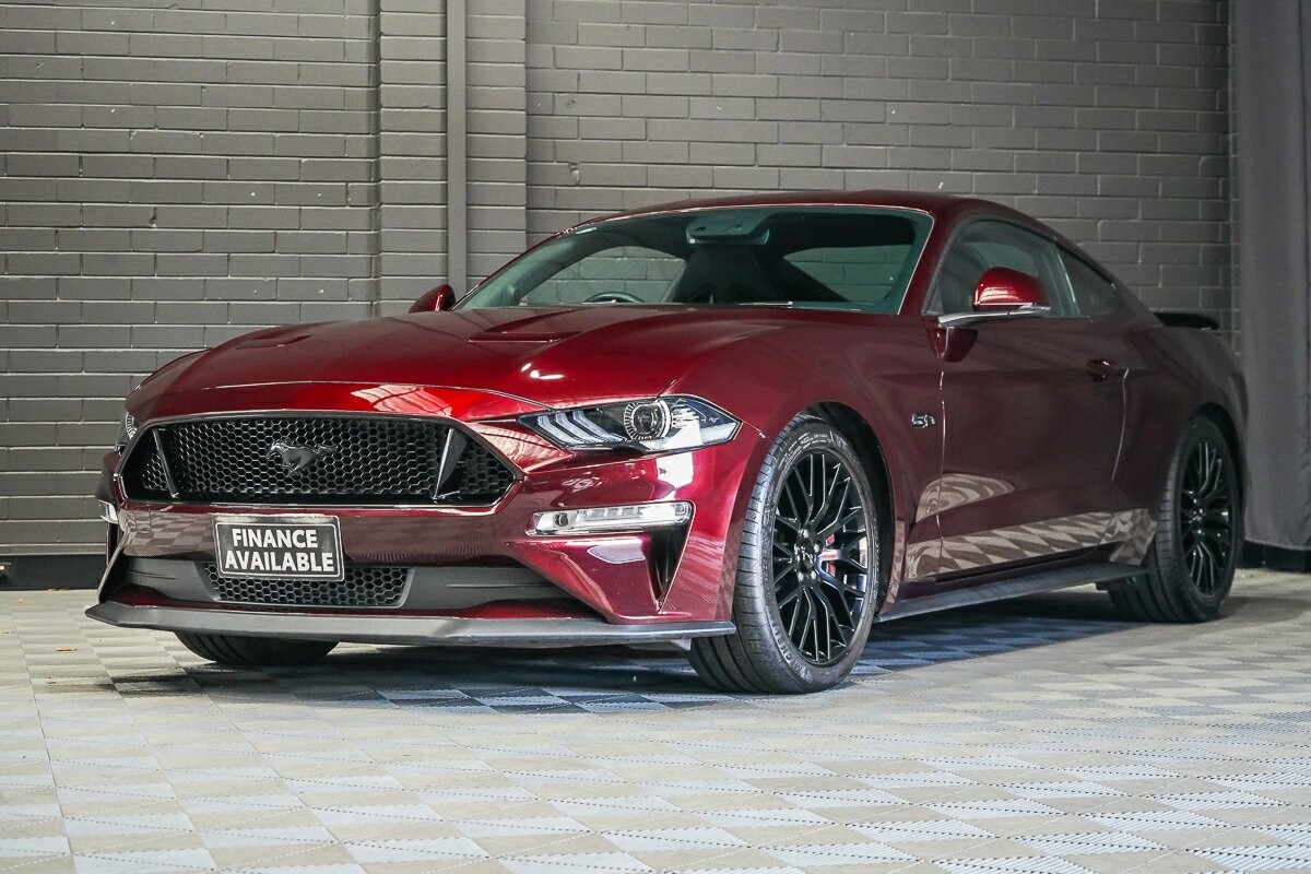 Ford Mustang image 4