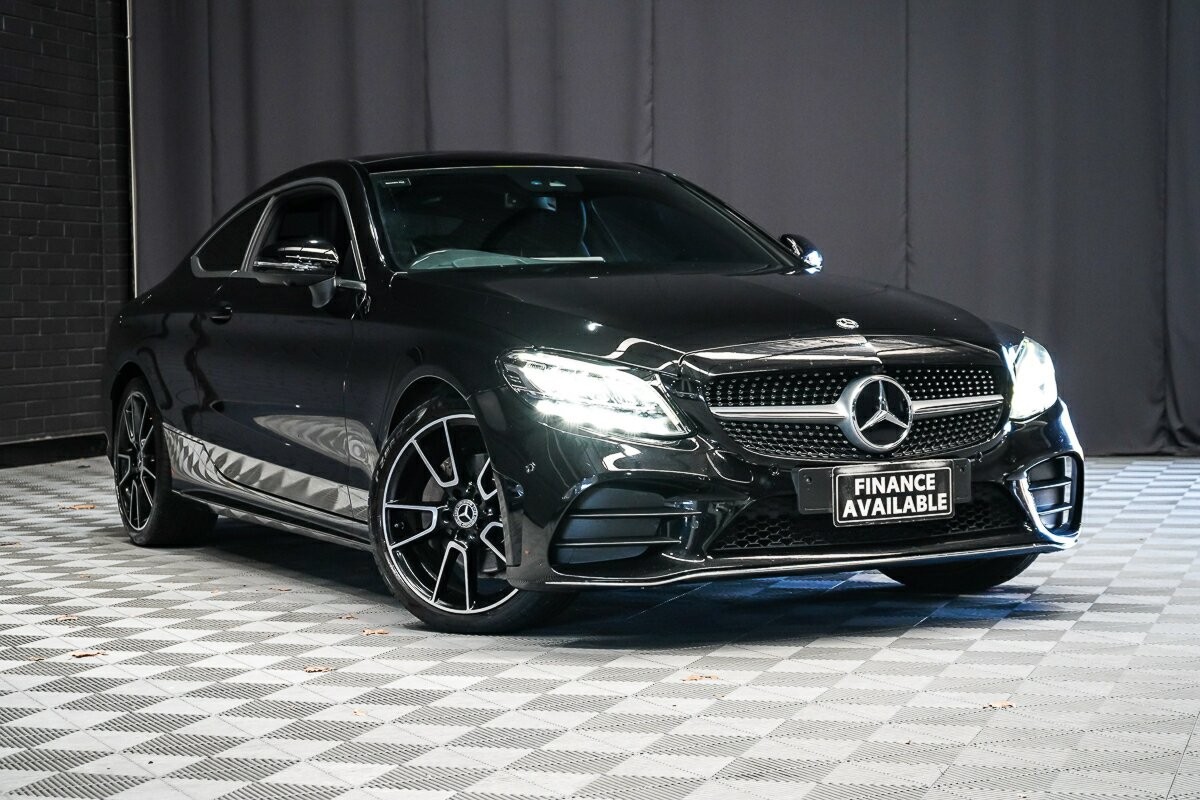 Mercedes Benz C-class image 1