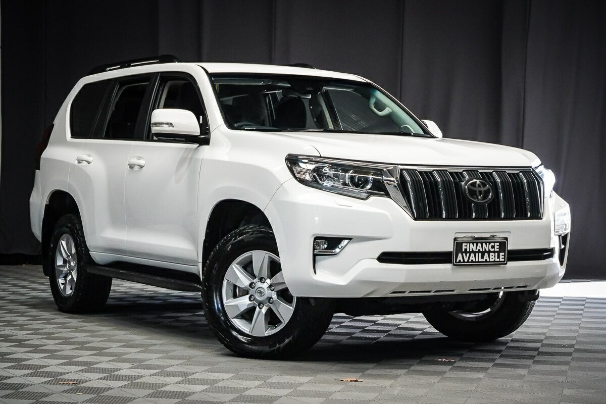 Toyota Landcruiser Prado image 1