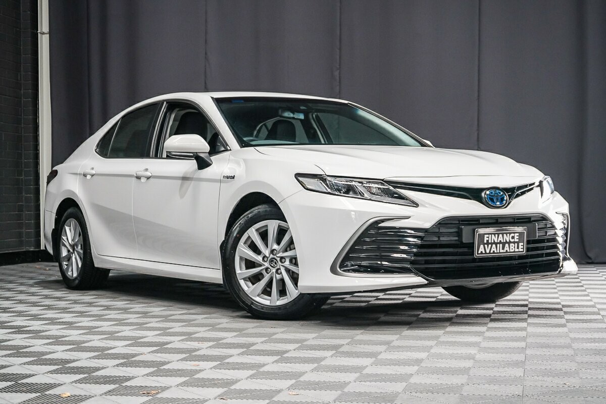 Toyota Camry image 1