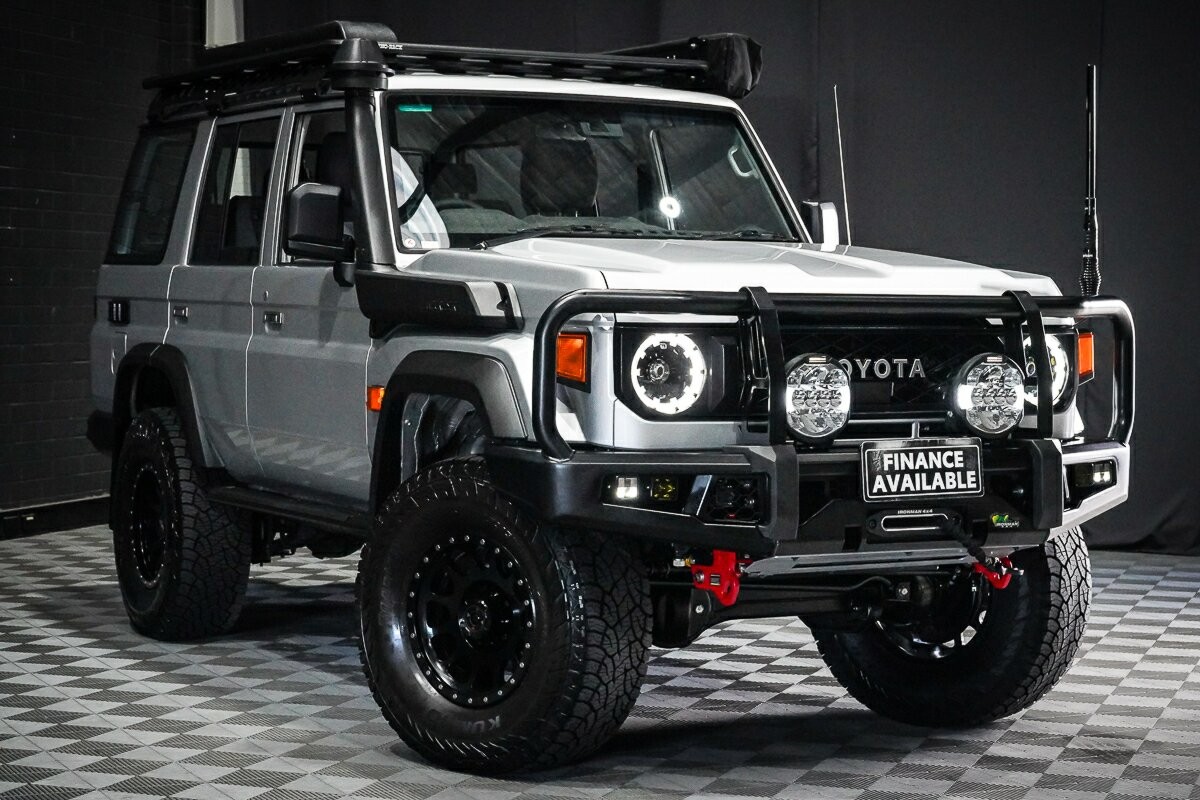 Toyota Landcruiser image 1