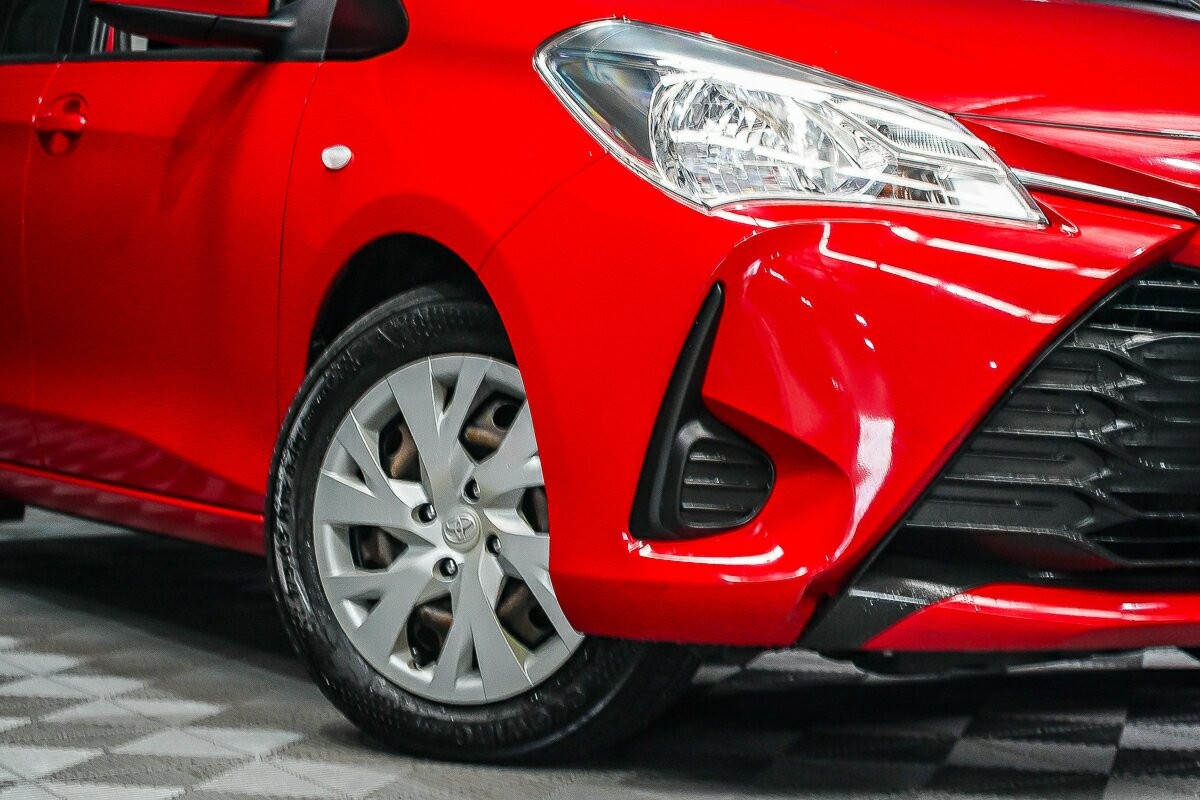 Toyota Yaris image 2