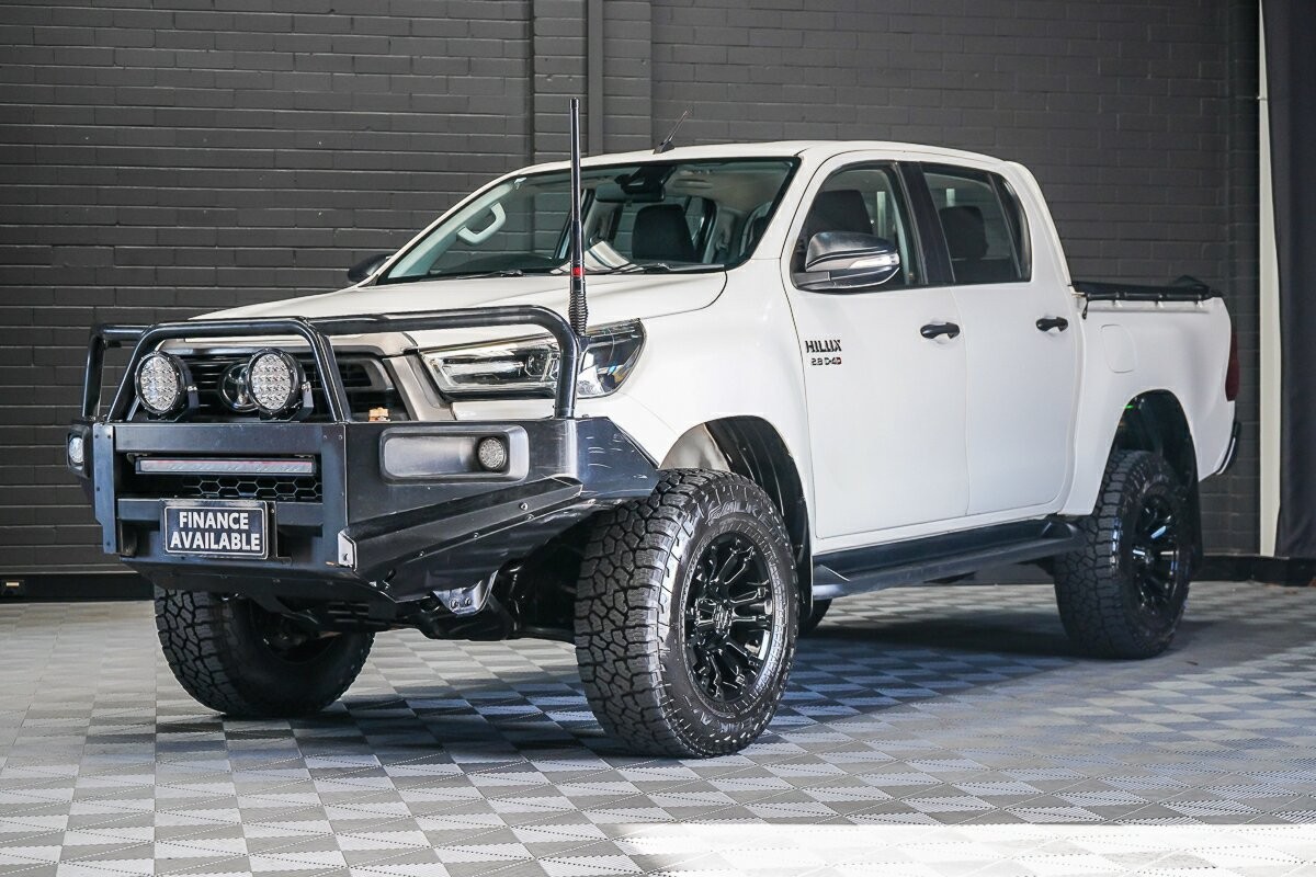 Toyota Hilux image 4