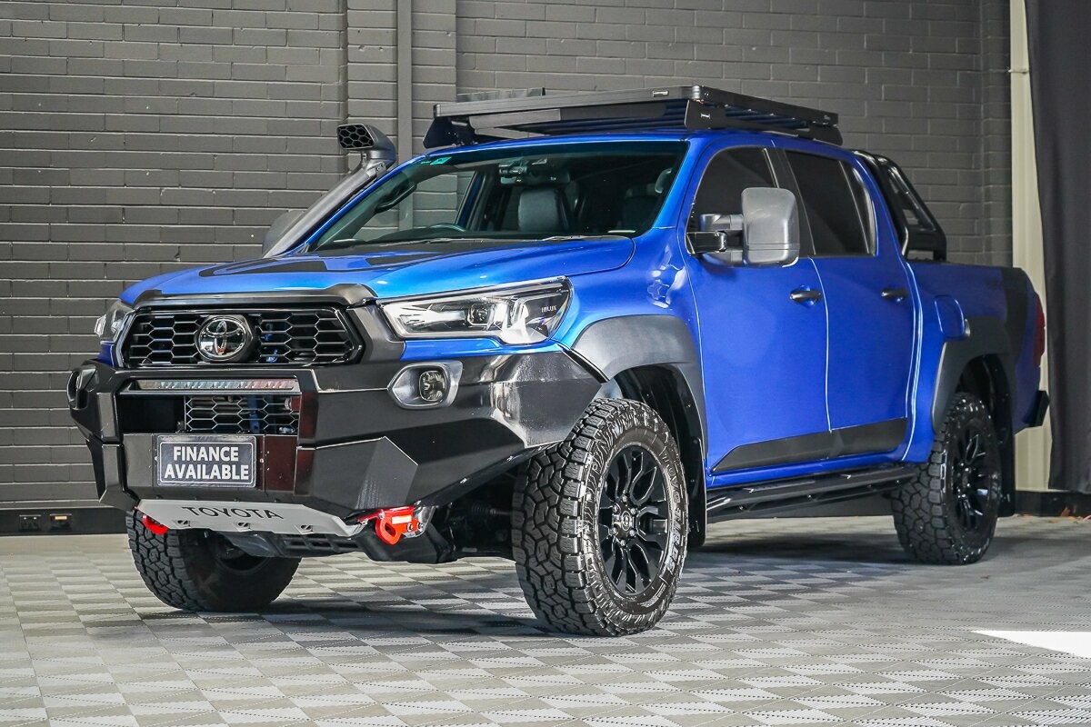 Toyota Hilux image 4