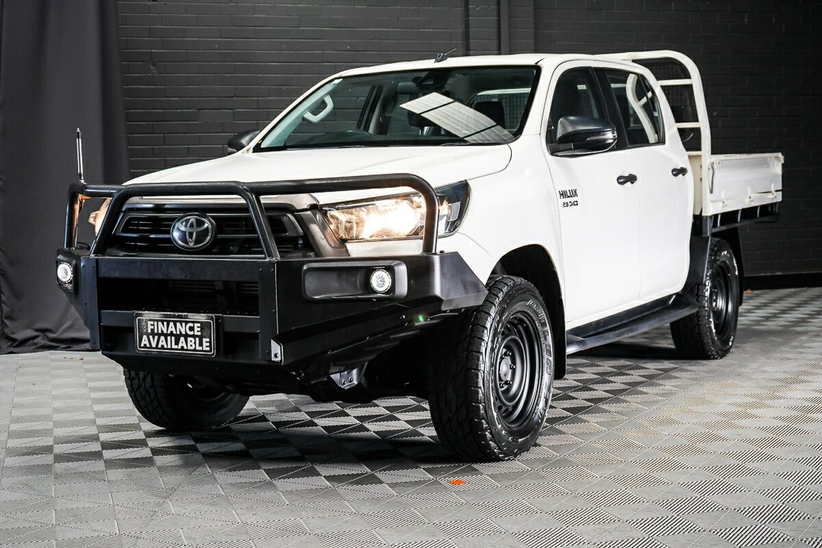 Toyota Hilux image 4