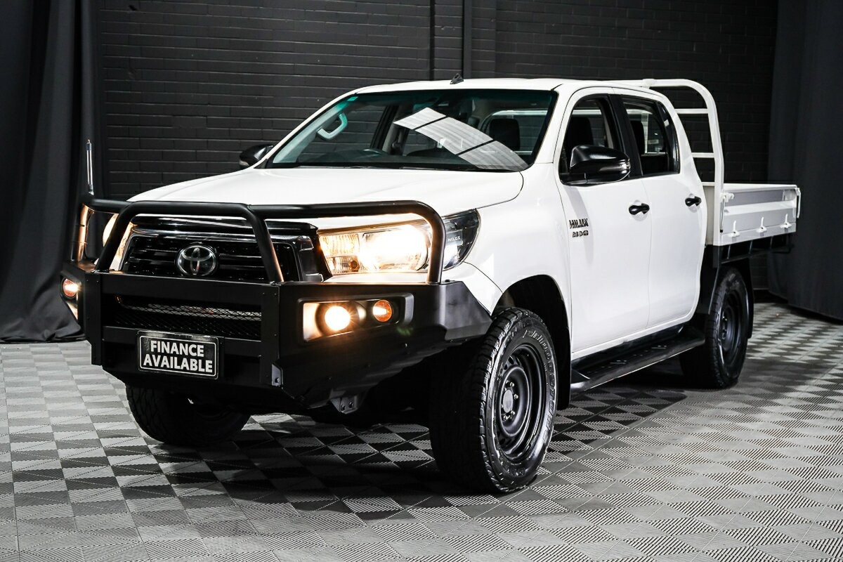 Toyota Hilux image 4