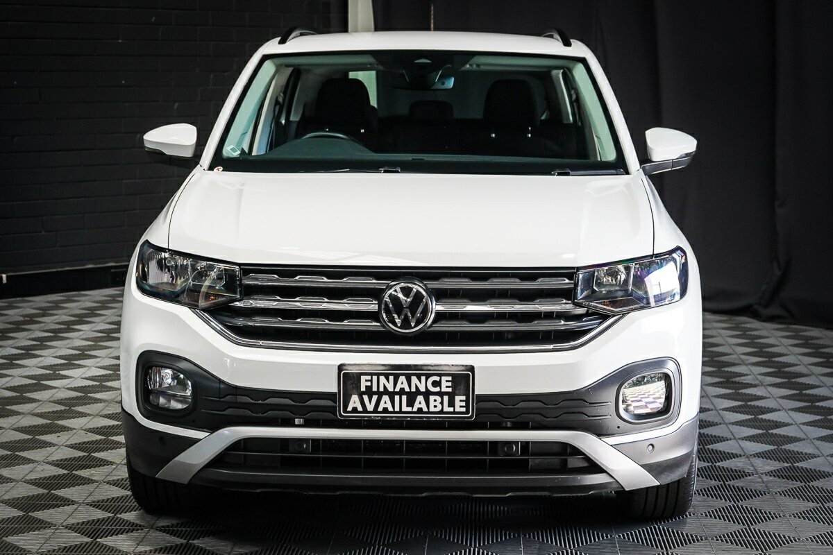 Volkswagen T-cross image 3