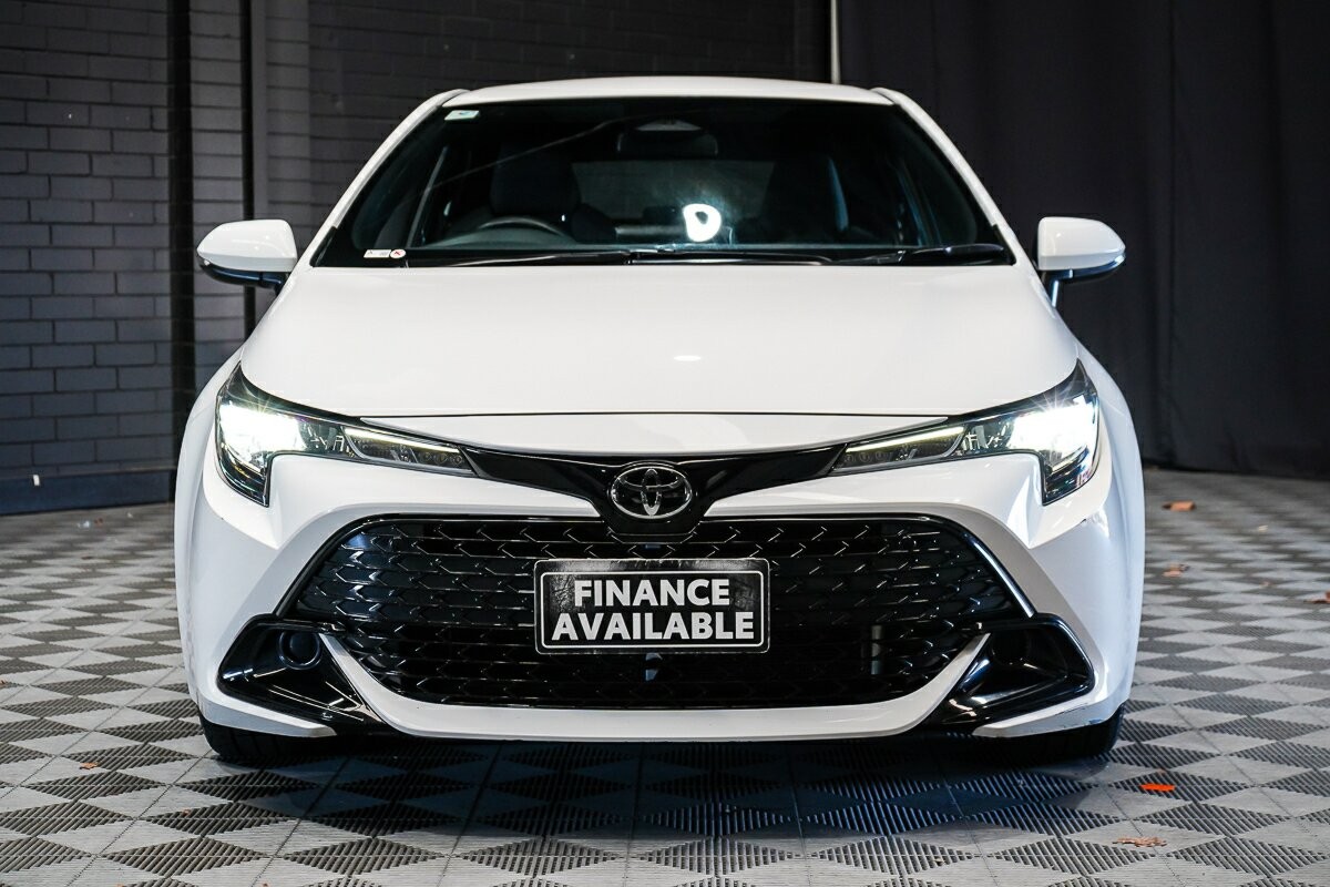 Toyota Corolla image 3