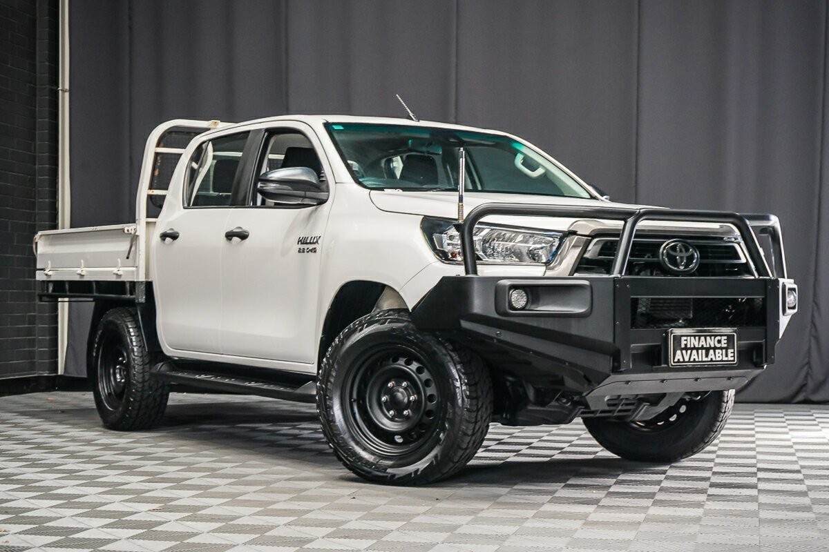 Toyota Hilux image 1