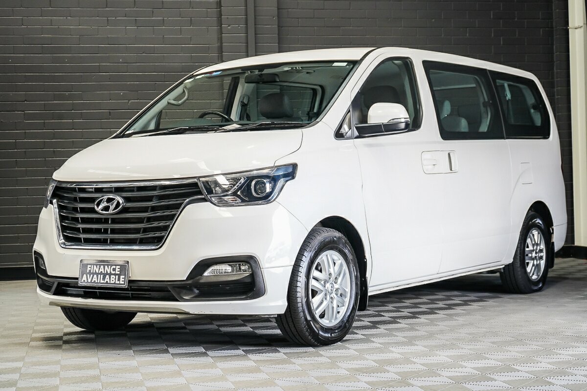 Hyundai Imax image 4