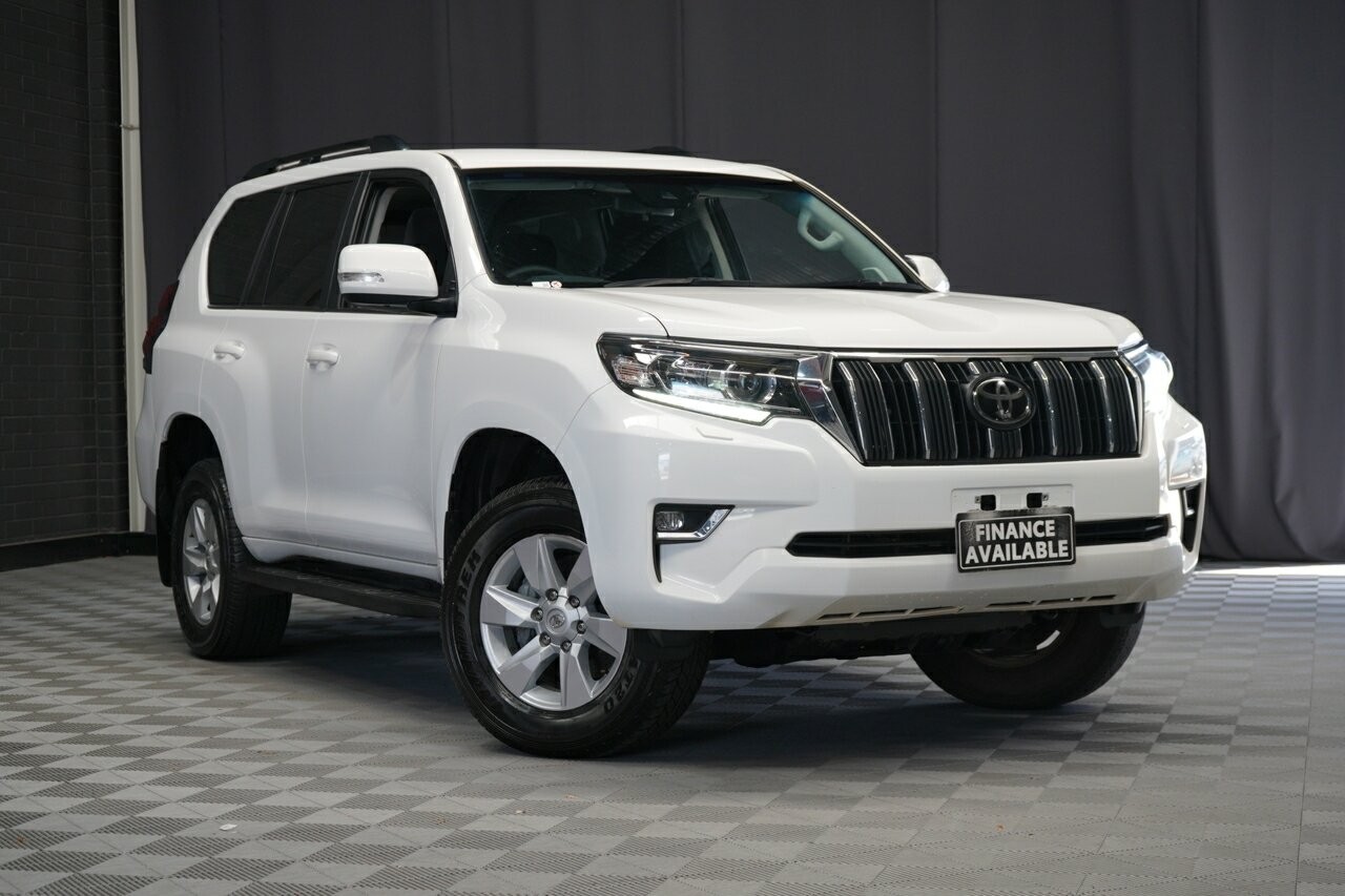 Toyota Landcruiser Prado image 1