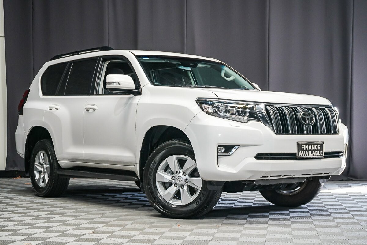 Toyota Landcruiser Prado image 1