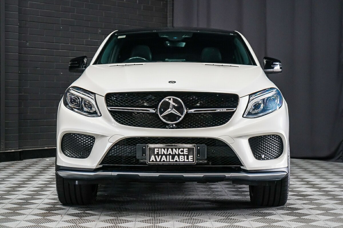 Mercedes Benz Gle-class image 3