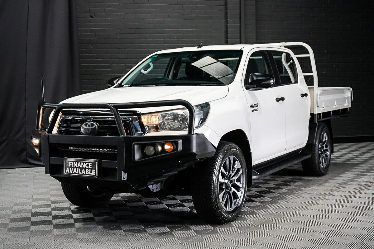 Toyota Hilux image 4
