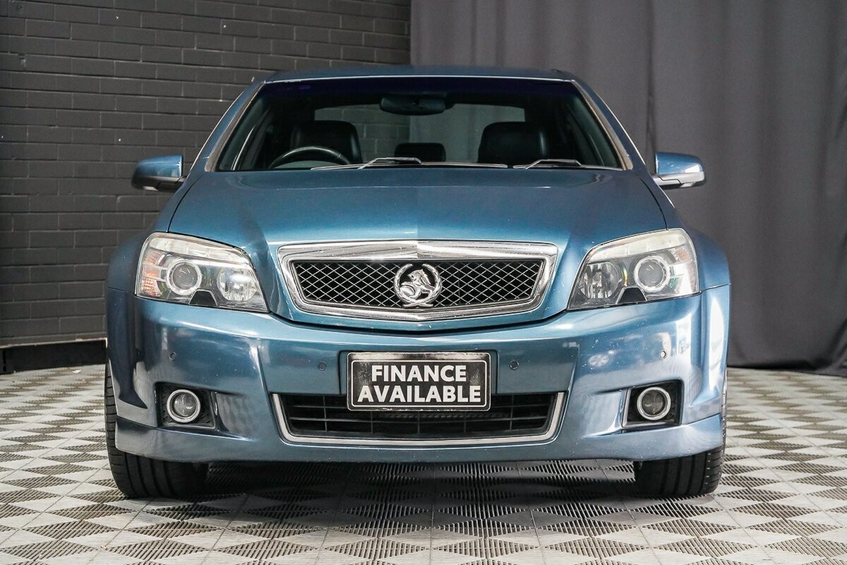 Holden Caprice image 3