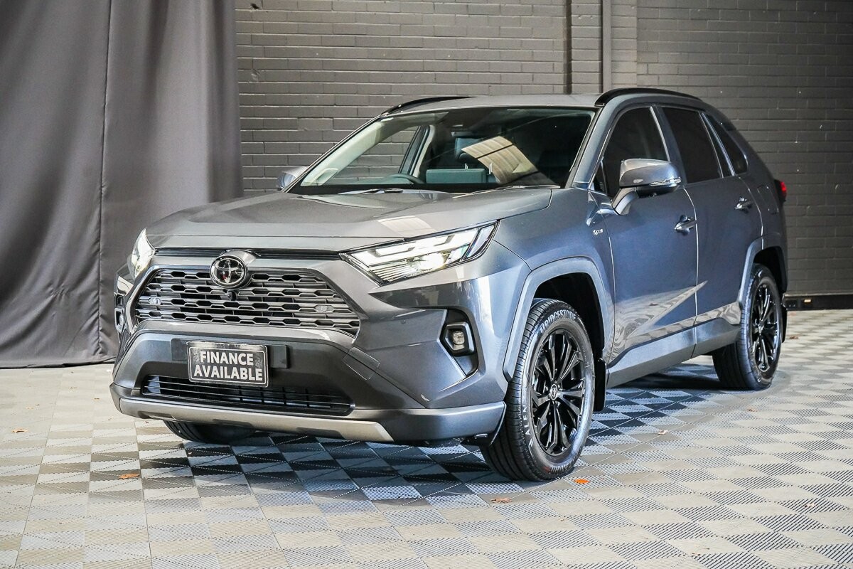 Toyota Rav4 image 4