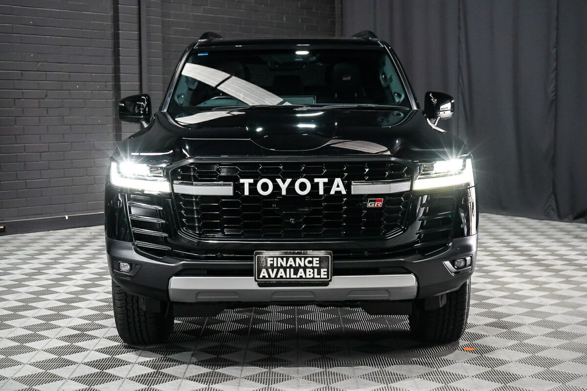 Toyota Landcruiser image 3