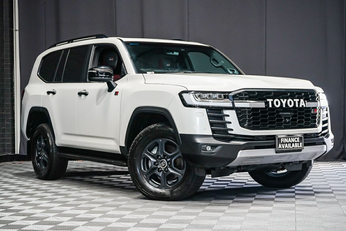 Toyota Landcruiser image 1