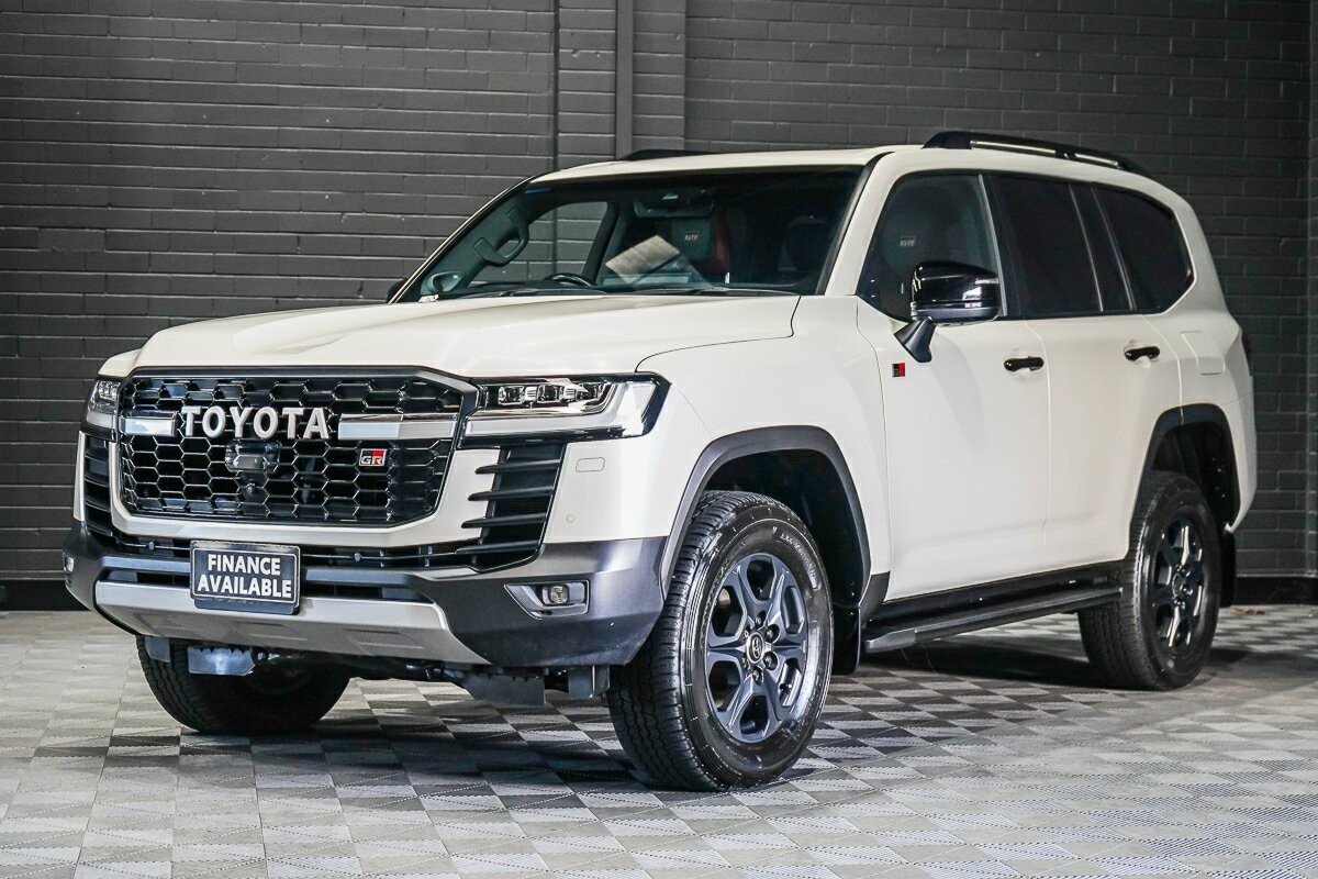Toyota Landcruiser image 4