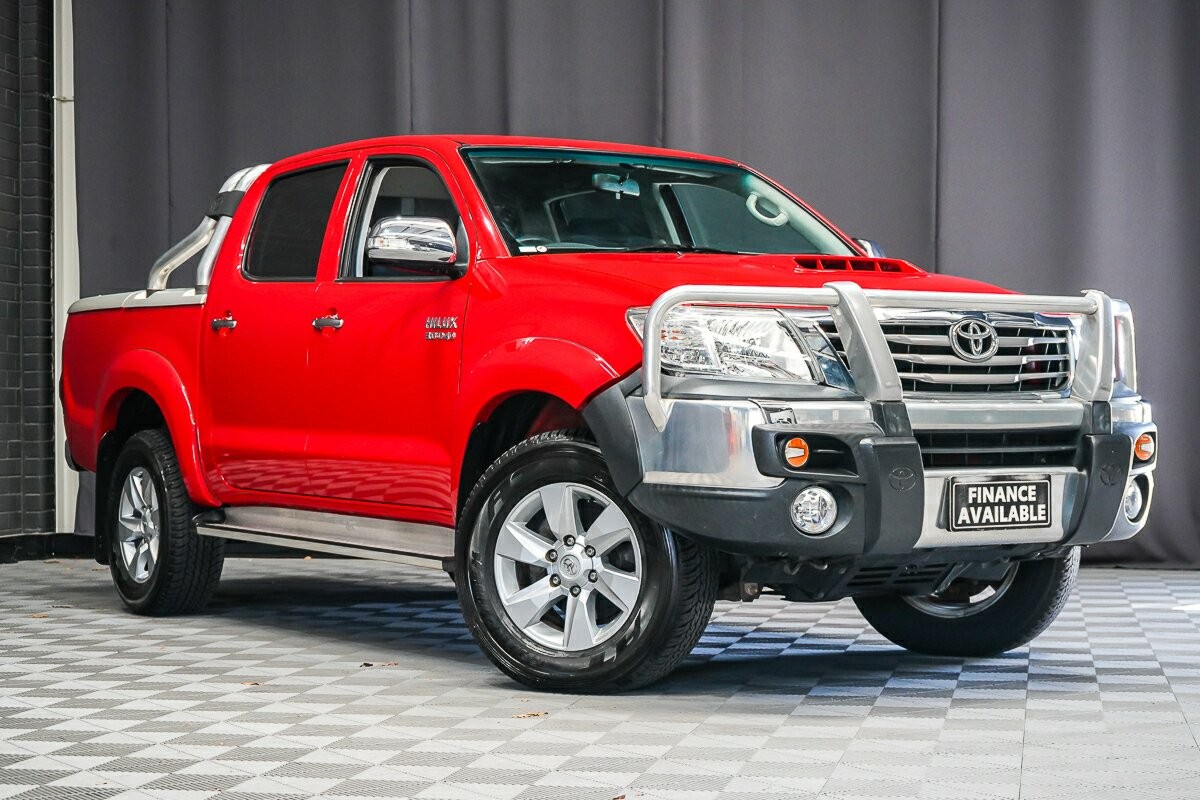 Toyota Hilux image 1
