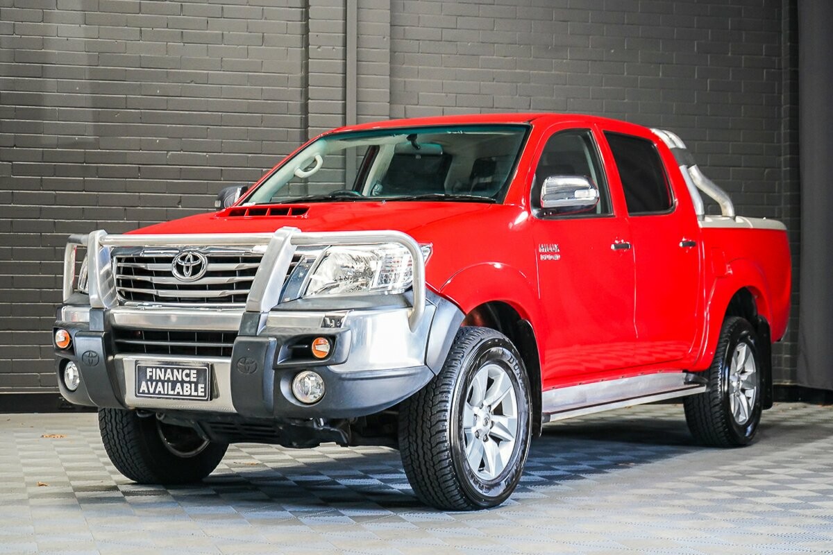 Toyota Hilux image 4