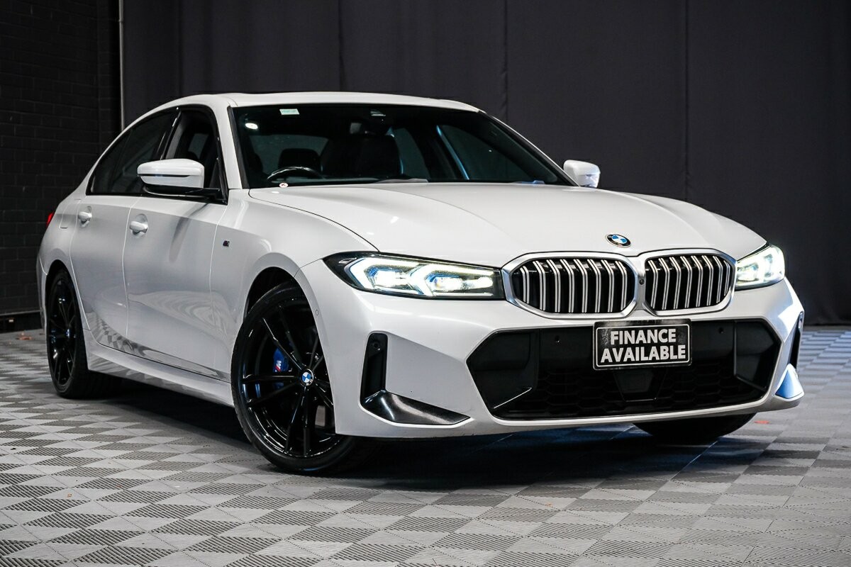 BMW 3 Series image 1