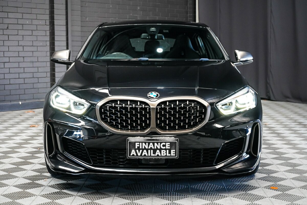 BMW 1 Series image 3