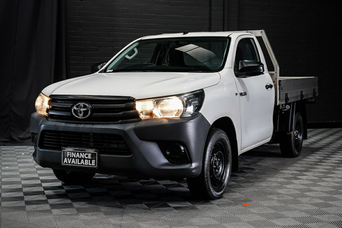Toyota Hilux image 4