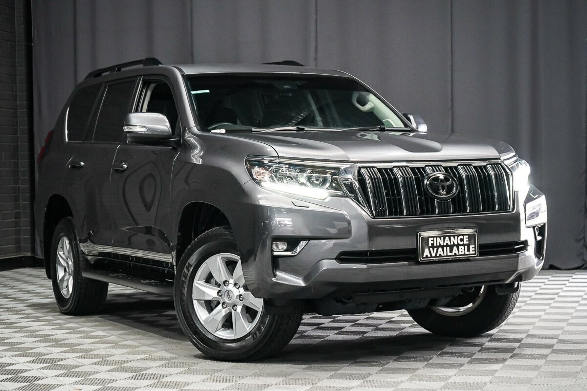 Toyota Landcruiser Prado image 1
