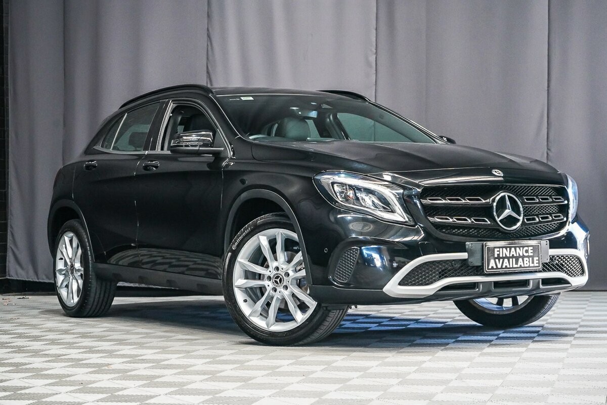 Mercedes Benz Gla-class image 1
