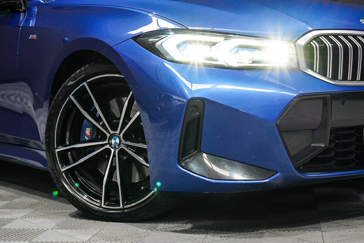 BMW 3 Series image 2