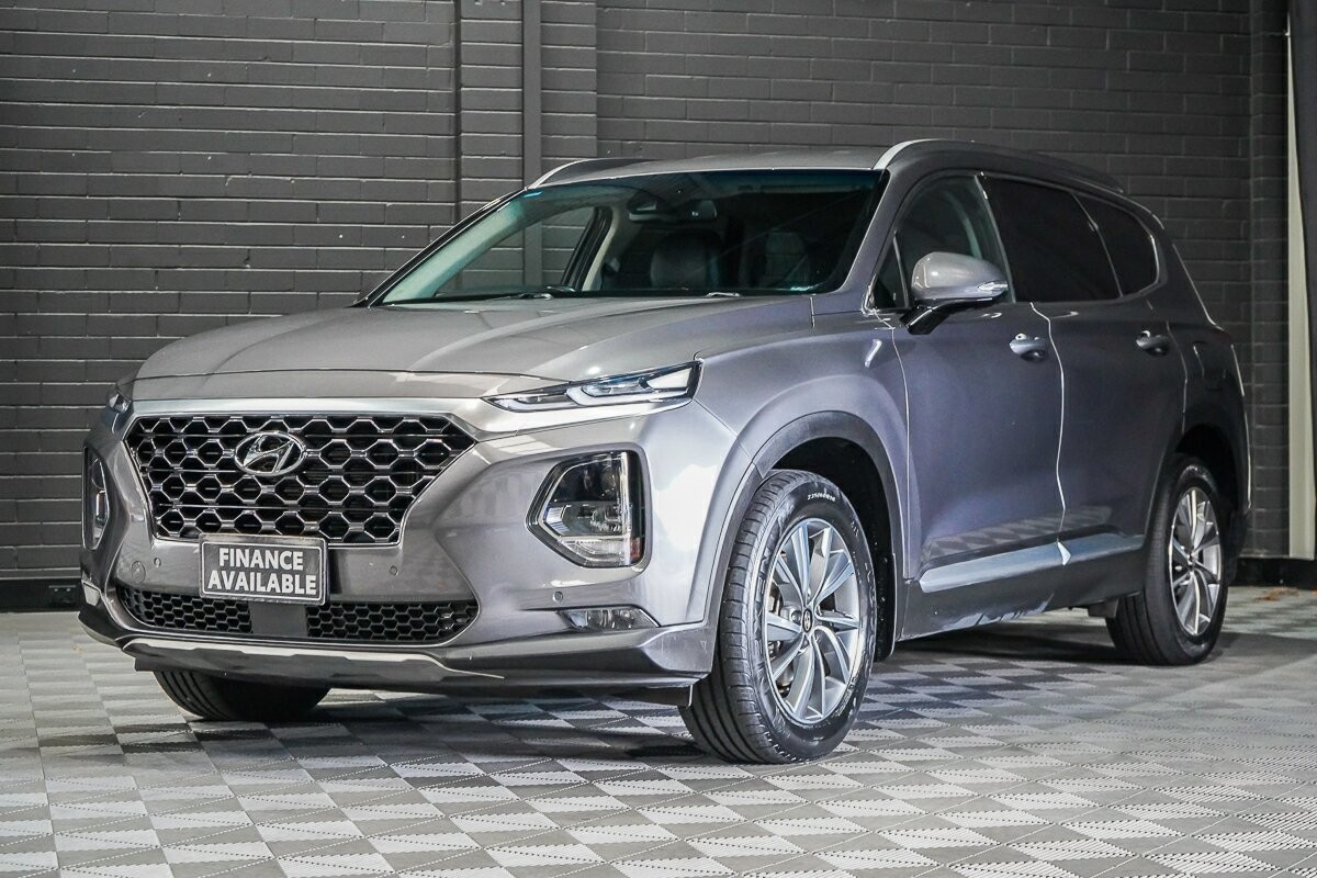 Hyundai Santa Fe image 4