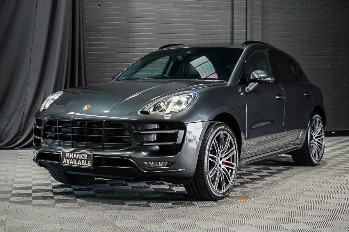 Porsche Macan image 4