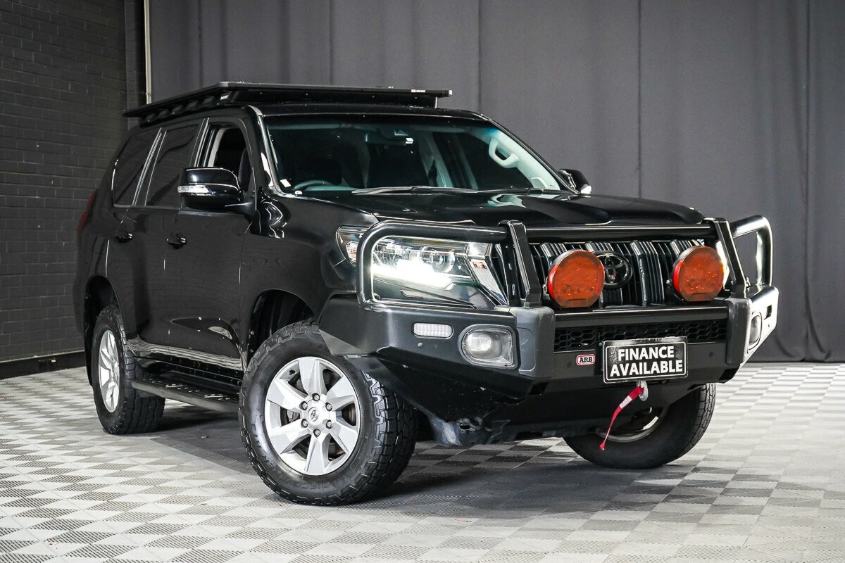 Toyota Landcruiser Prado image 1