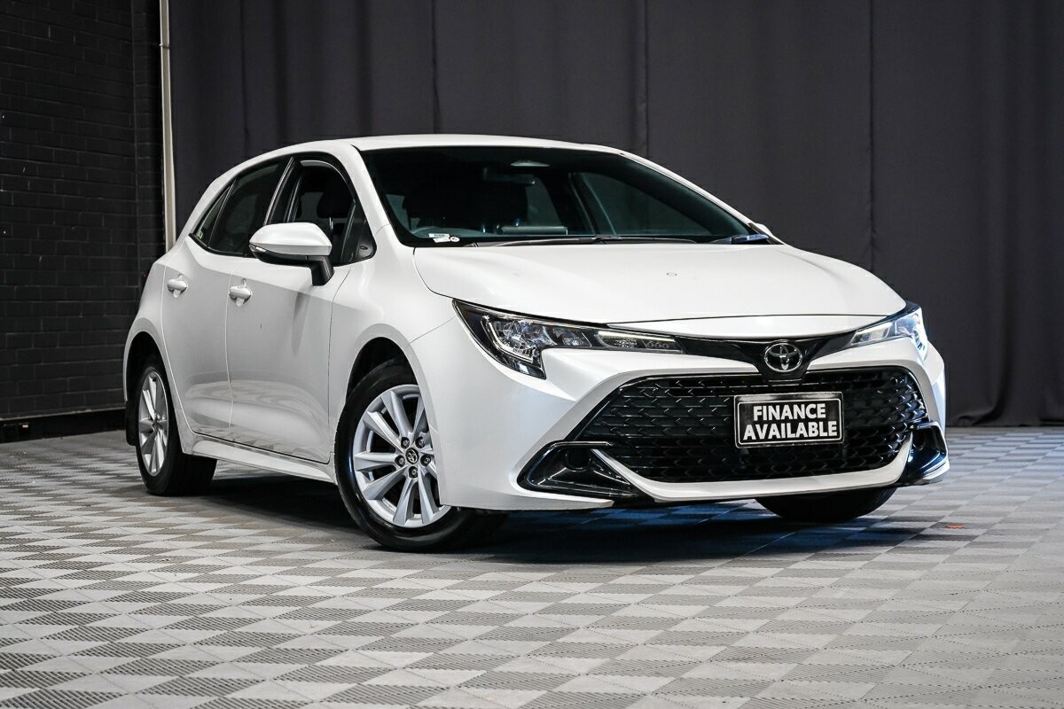 Toyota Corolla image 1