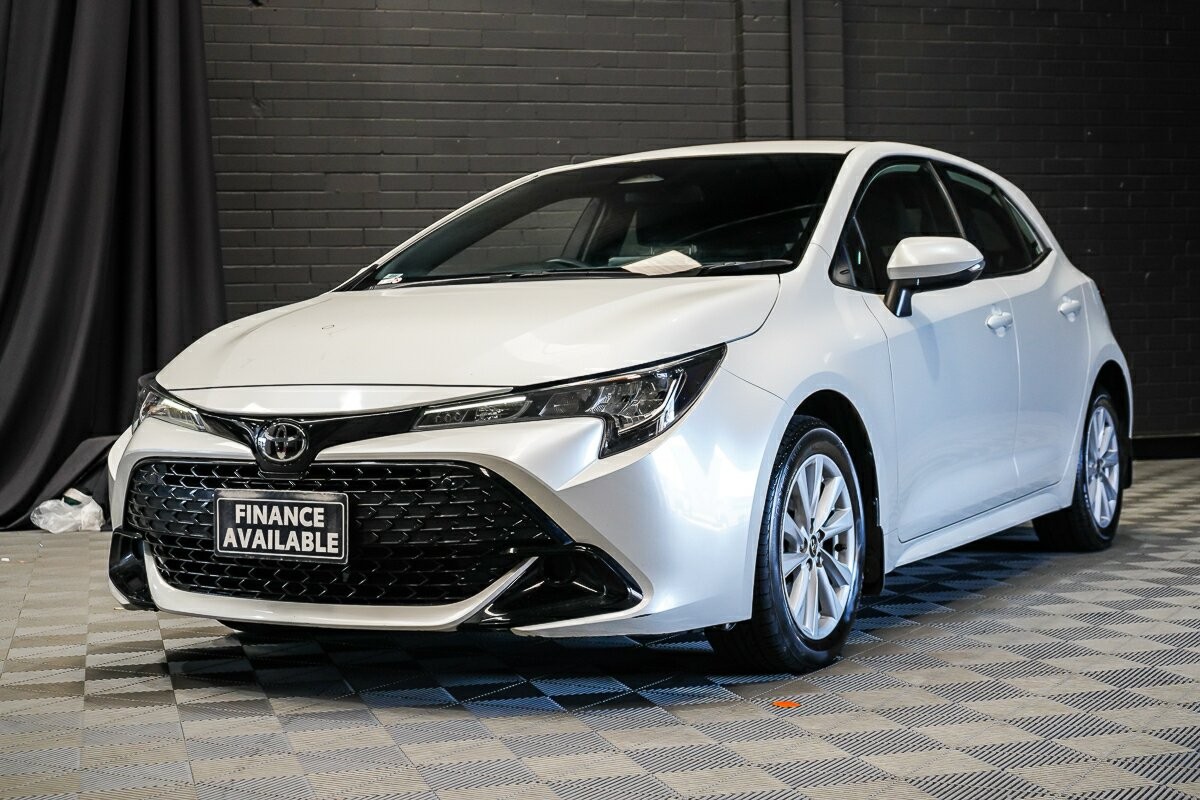 Toyota Corolla image 4
