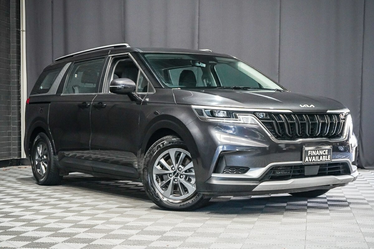 Kia Carnival image 1