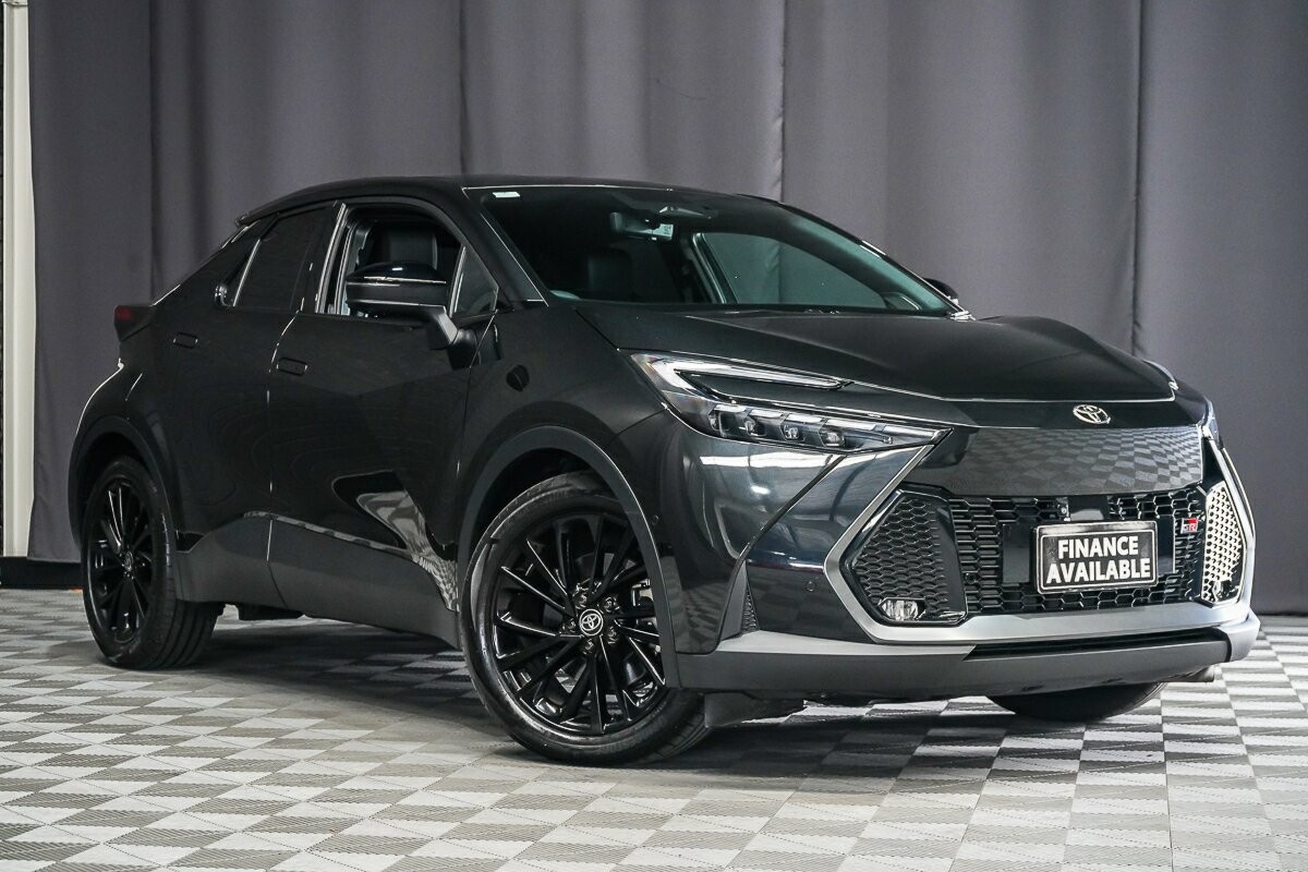 Toyota C-hr image 1